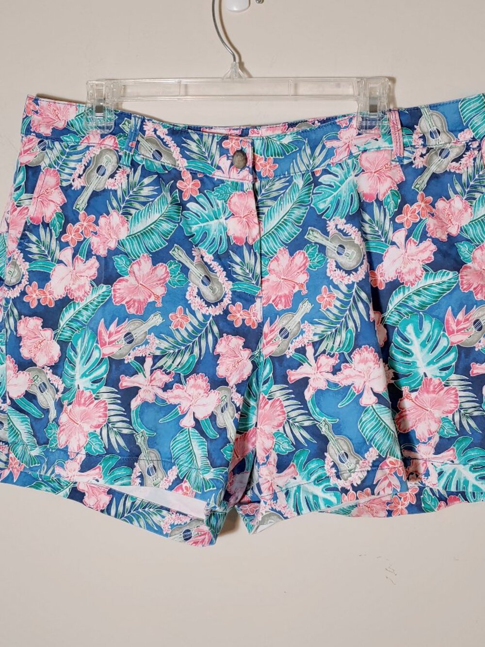 Tommy Bahama Tropical Floral and Guitar Print Shorts Size 16 Blue Pink